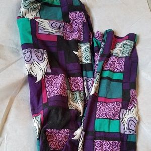 Tc lularoe Disney villains Ursula leggings